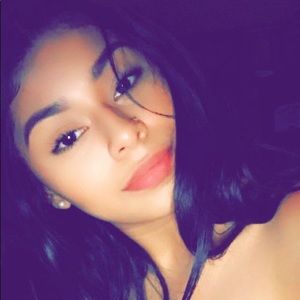 Meet your Posher, Angie